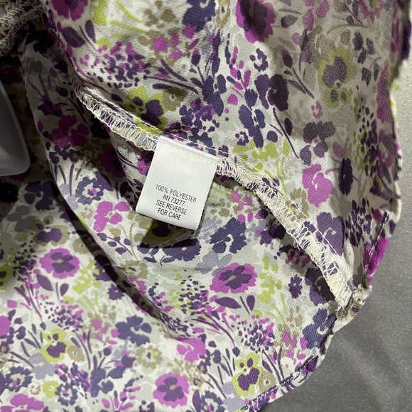 !!Host Pick!! Elle floral top - Picture 5 of 6